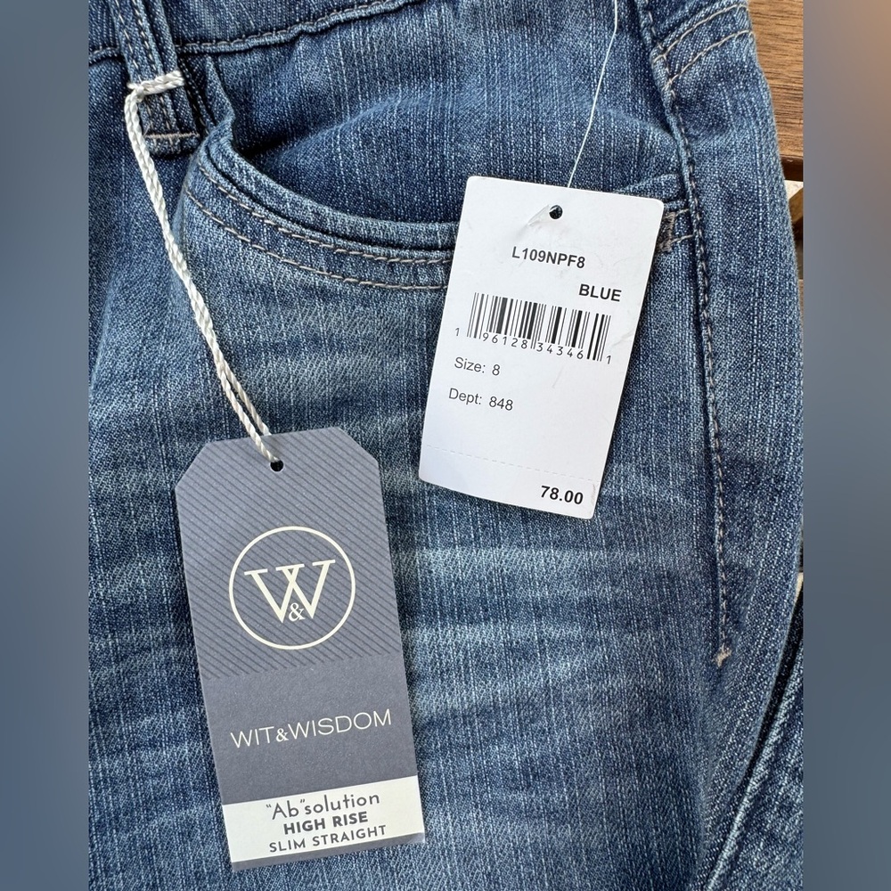 Wit & Wisdom Classic Ankle Jeans in Blue - Picture 12 of 13
